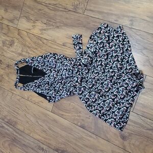 NWOT Express Floral Tie Waist Halter Romper Size 2